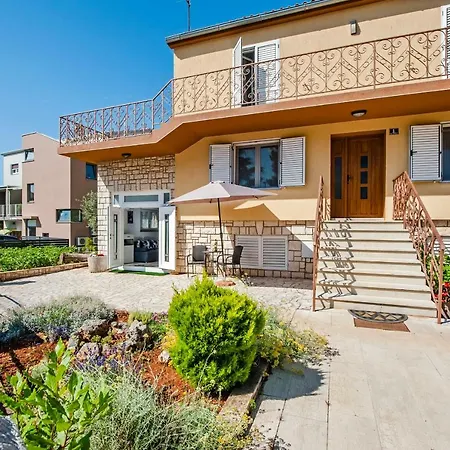 Anastasia Apartment *